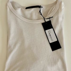 Jenni Kayne Basic T-Shirt; Color Cream; Size Medium. NWT